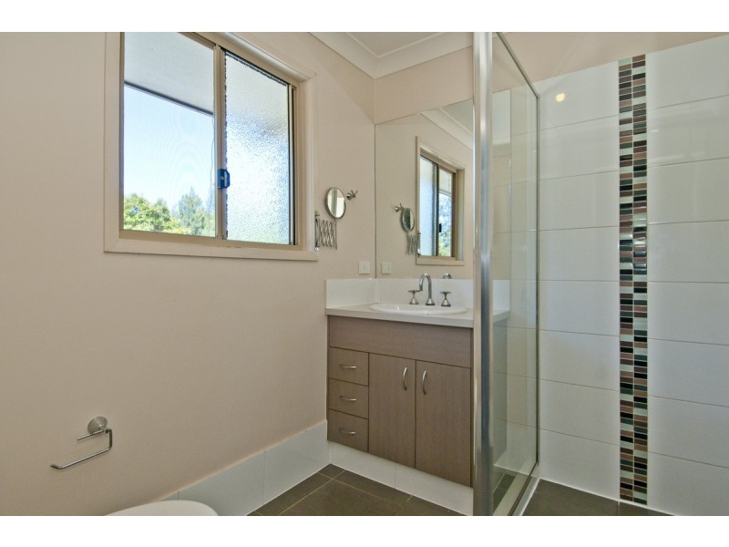 2/36 Armani Avenue, Pimpama QLD 4209