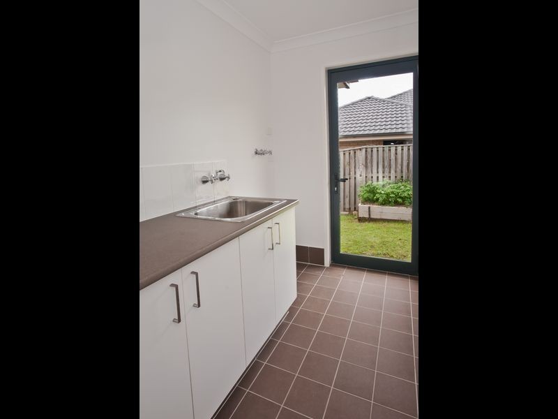 1/11 Stacer Street, Upper Coomera QLD 4209