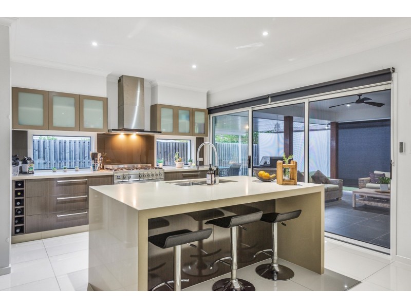 10 Trail Side Court, Upper Coomera QLD 4209