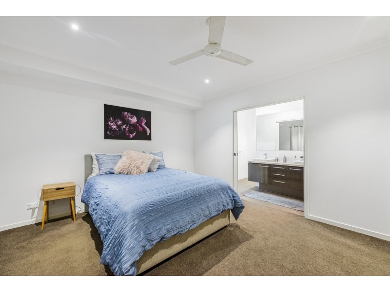 10 Trail Side Court, Upper Coomera QLD 4209