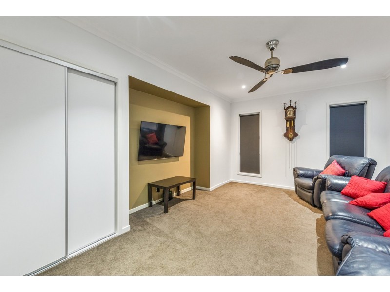 10 Trail Side Court, Upper Coomera QLD 4209