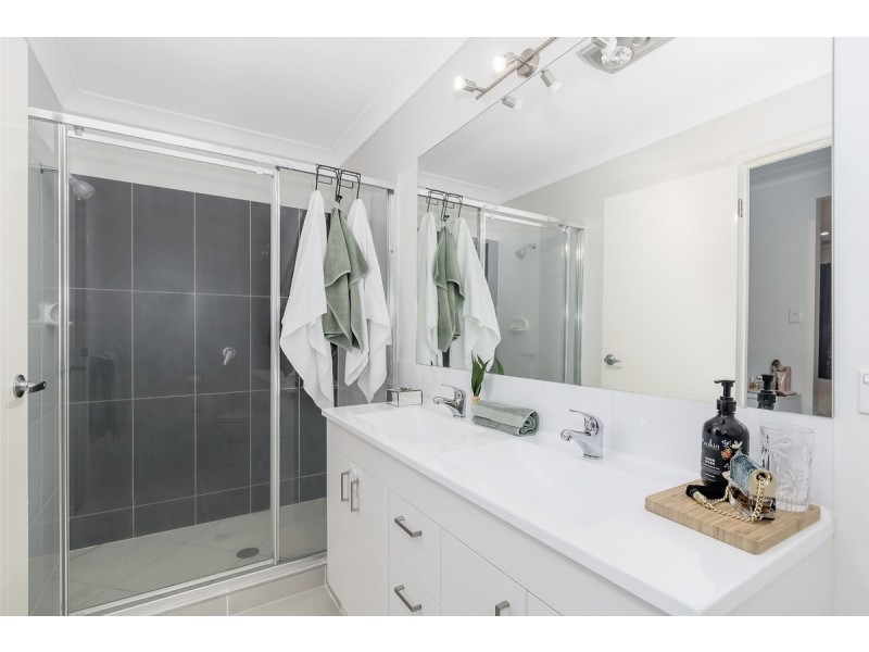 14 Cypress Circuit, Coomera QLD 4209