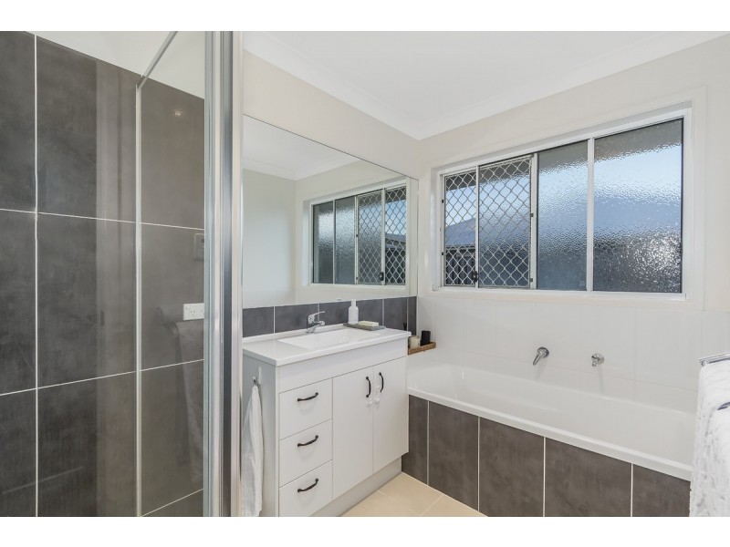 14 Cypress Circuit, Coomera QLD 4209