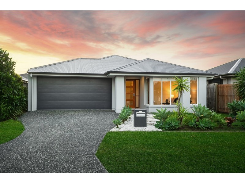 84 Lindeman Circuit, Pimpama QLD 4209