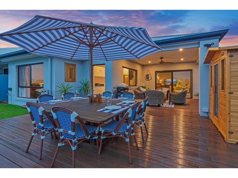 6 Moreton Drive, Jacobs Well QLD 4208