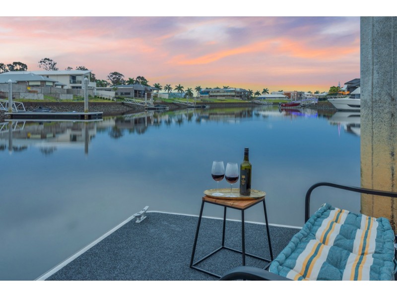 6 Moreton Drive, Jacobs Well QLD 4208