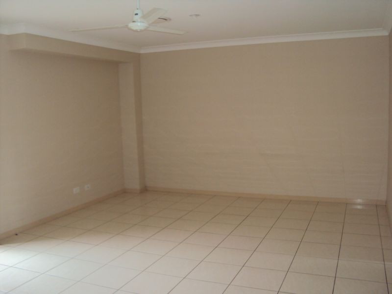 1/2 Tallon Street, Upper Coomera QLD 4209