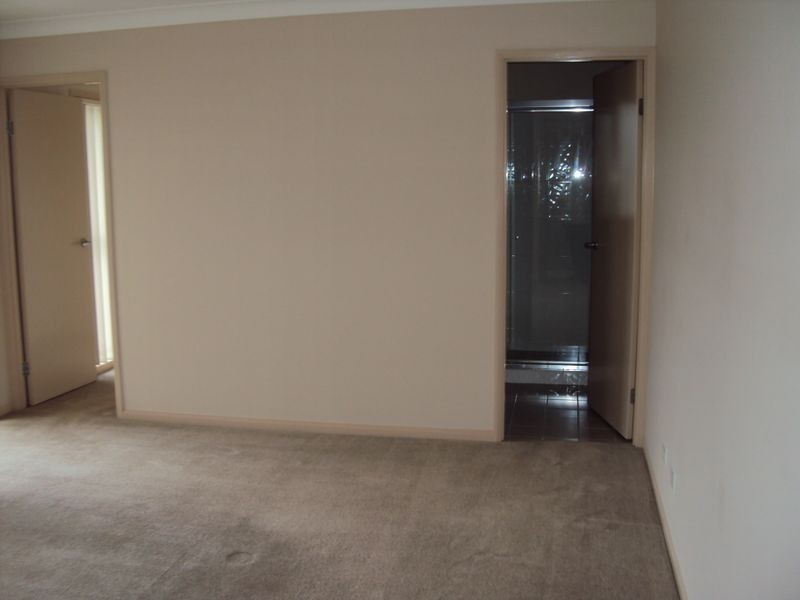 1/2 Tallon Street, Upper Coomera QLD 4209