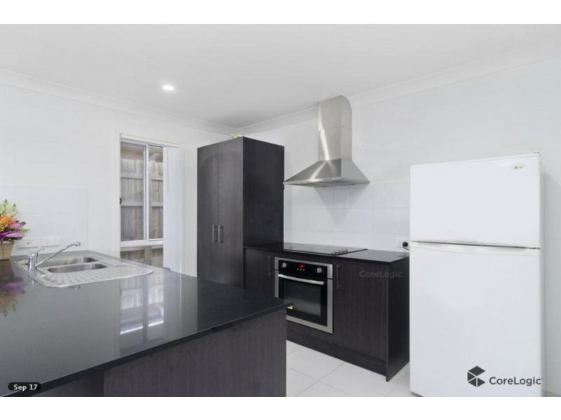 14 Mieka Crescent, Pimpama QLD 4209