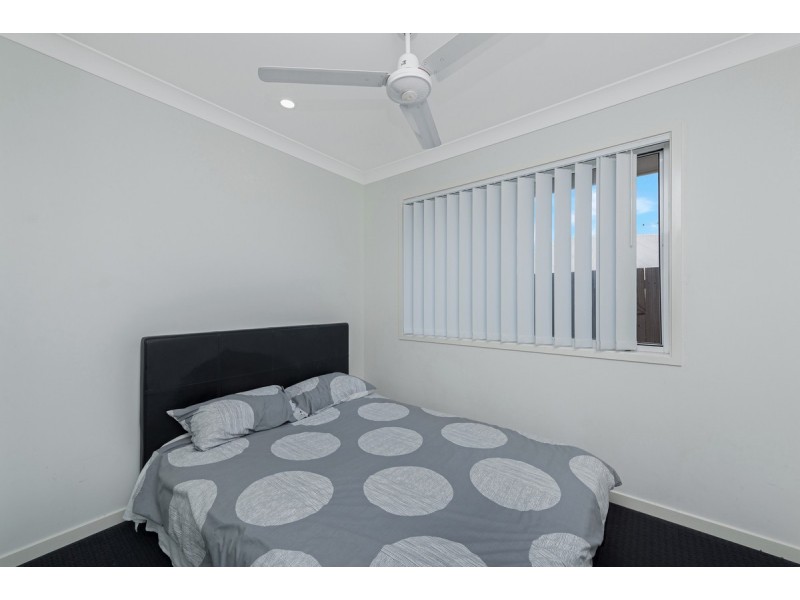 14 Mieka Crescent, Pimpama QLD 4209