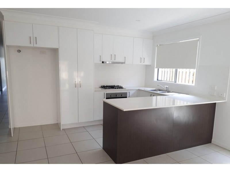 1/14 Aspect Street, Pimpama QLD 4209