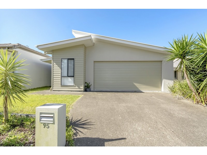 95 Flora Terrace, Pimpama QLD 4209
