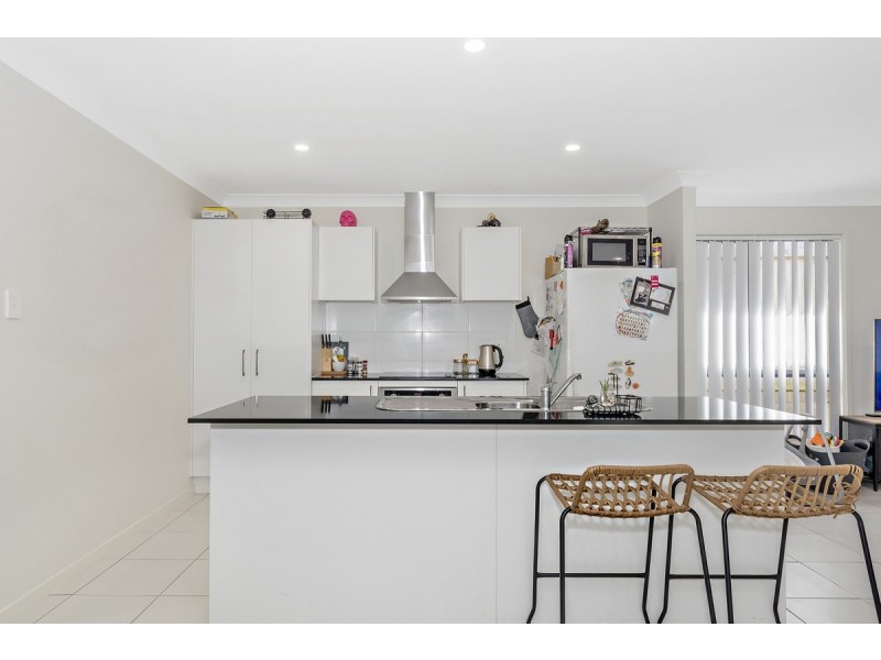 95 Flora Terrace, Pimpama QLD 4209