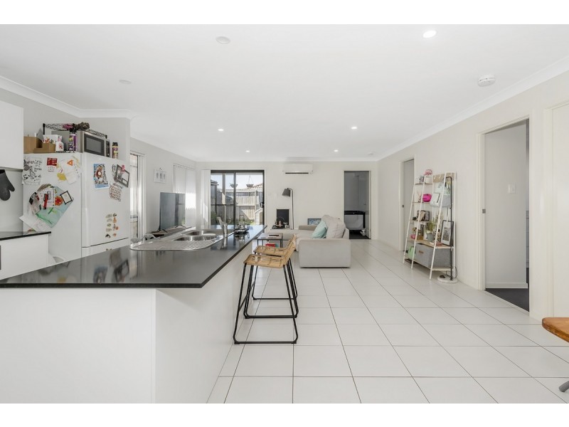 95 Flora Terrace, Pimpama QLD 4209