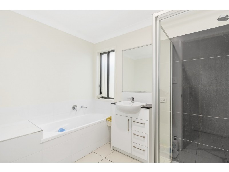 95 Flora Terrace, Pimpama QLD 4209