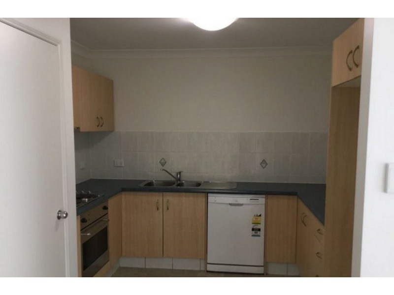 2/6 Springdale Street, Upper Coomera QLD 4209