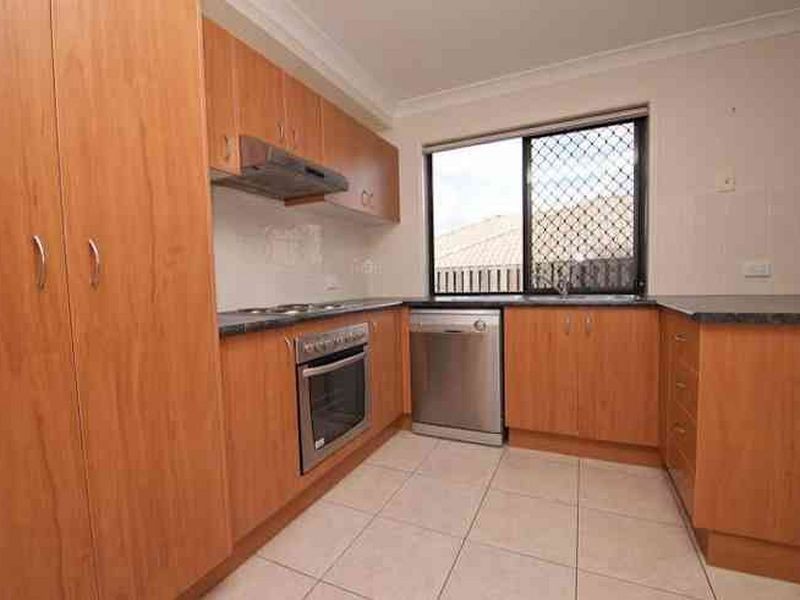 1/30 Witheren Circuit, Pacific Pines QLD 4211