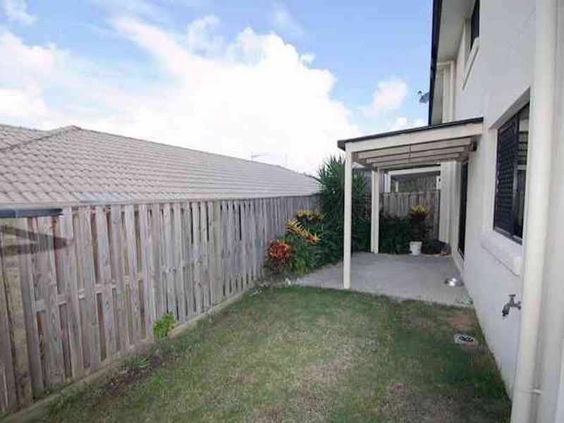 1/30 Witheren Circuit, Pacific Pines QLD 4211