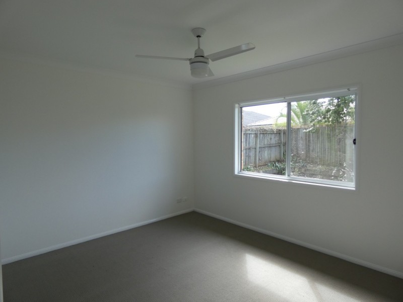 4 Dahlia Crescent, Ormeau QLD 4208