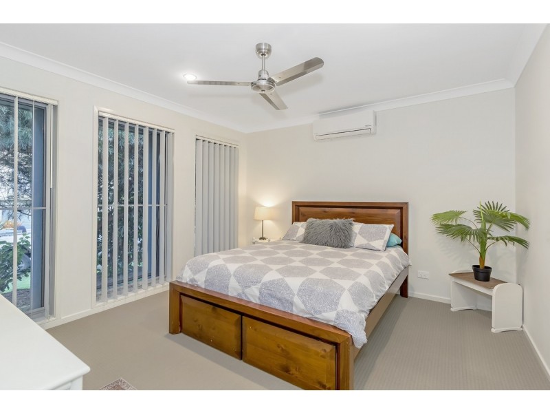 22 Lisa Crescent, Coomera QLD 4209