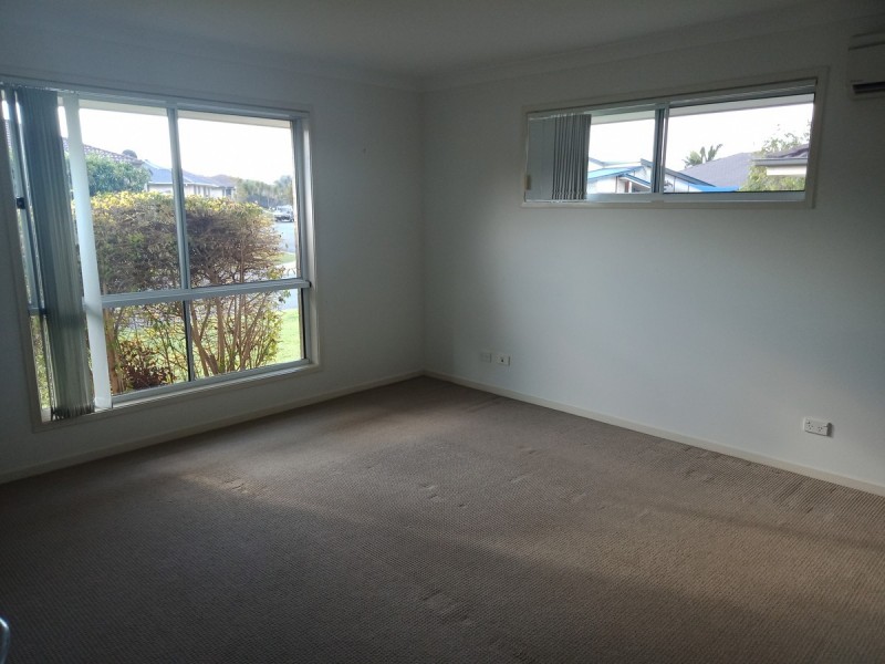 41 Kingsford Drive, Upper Coomera QLD 4209