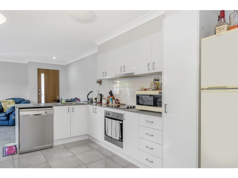 7 Hillsborough Place, Pimpama QLD 4209