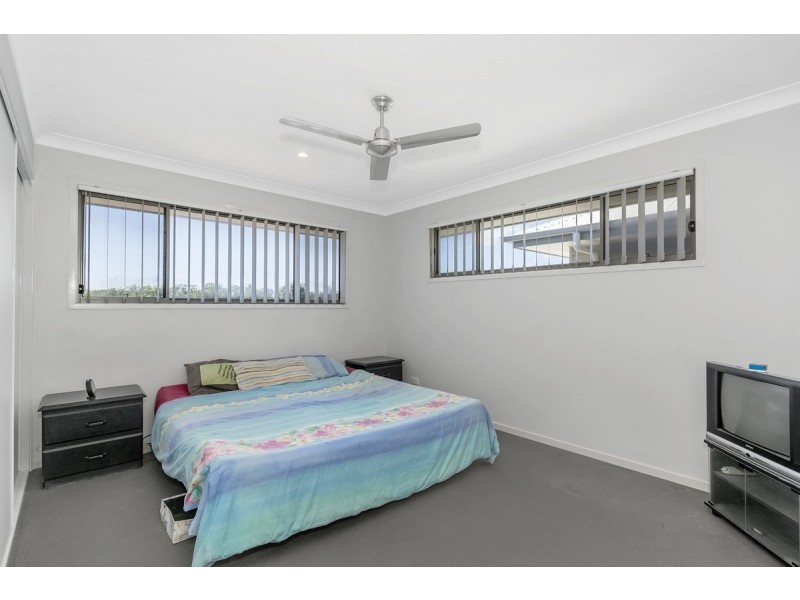 7 Hillsborough Place, Pimpama QLD 4209