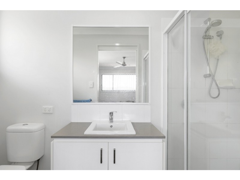 7 Hillsborough Place, Pimpama QLD 4209