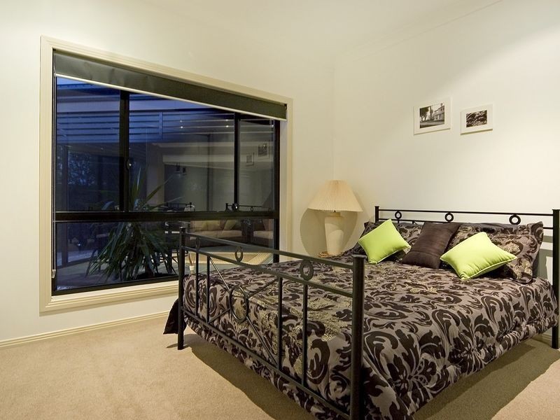 1 Pathfinder Road, Coomera Waters QLD 4209