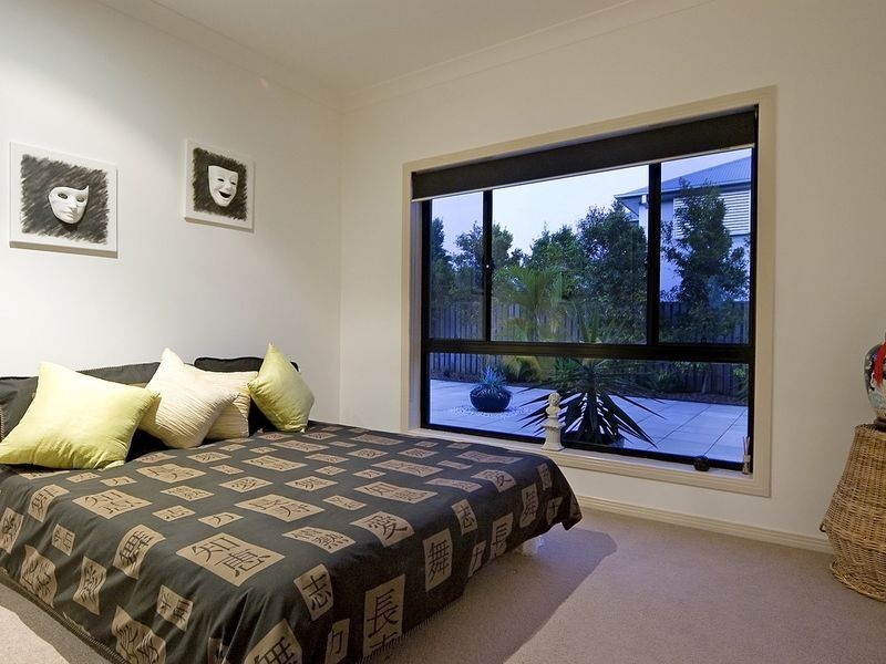 1 Pathfinder Road, Coomera Waters QLD 4209