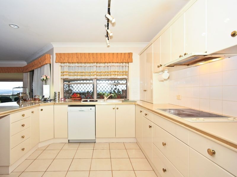 8 Kirk Outlook, Ormeau QLD 4208