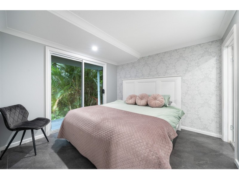 37 Crestridge Crescent, Oxenford QLD 4210