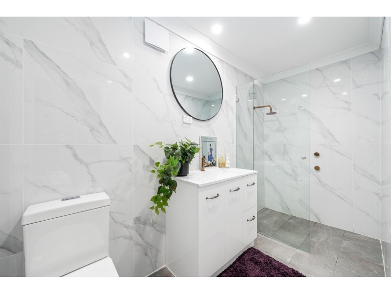 37 Crestridge Crescent, Oxenford QLD 4210