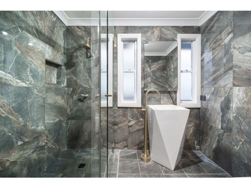 37 Crestridge Crescent, Oxenford QLD 4210