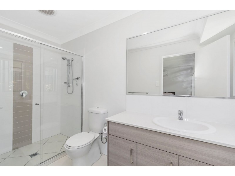 4 Bellbird Crescent, Coomera QLD 4209