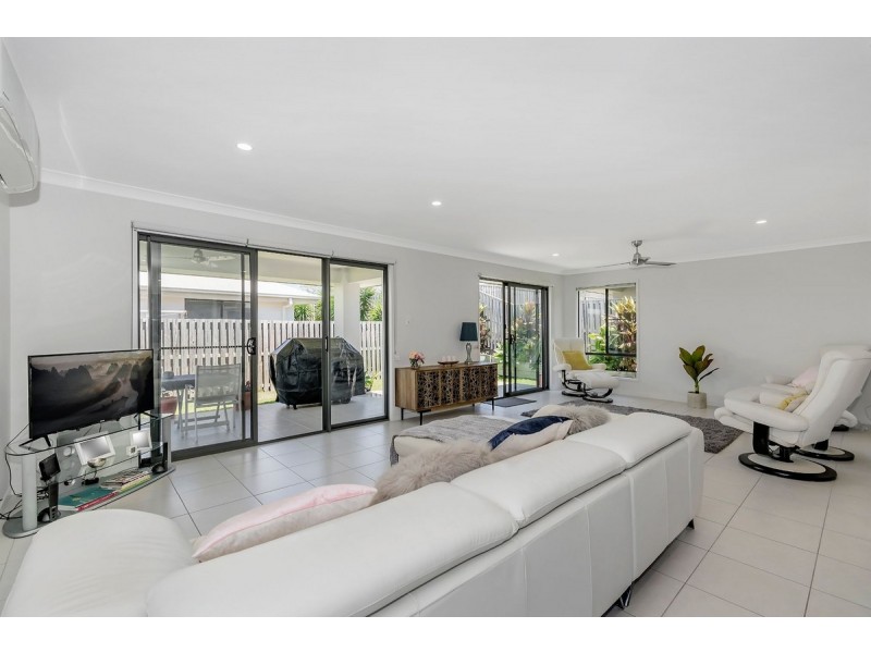 4 Bellbird Crescent, Coomera QLD 4209