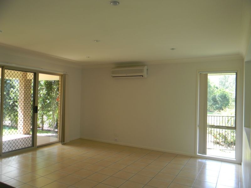 22 Ansett Way, Upper Coomera QLD 4209