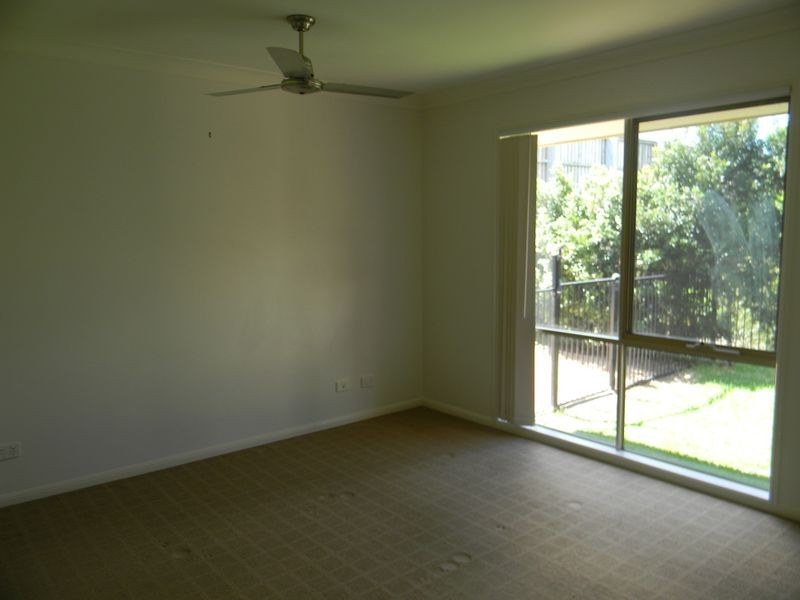 22 Ansett Way, Upper Coomera QLD 4209