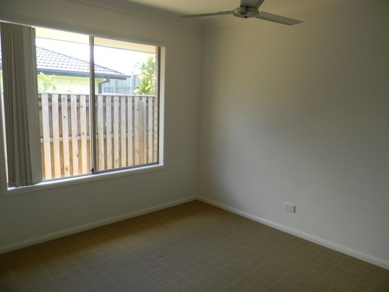 22 Ansett Way, Upper Coomera QLD 4209