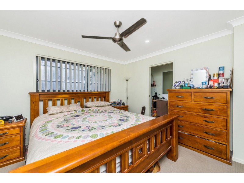 34 Percy Earl Crescent, Pimpama QLD 4209