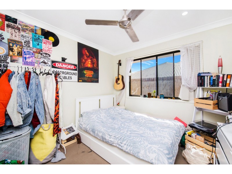 34 Percy Earl Crescent, Pimpama QLD 4209