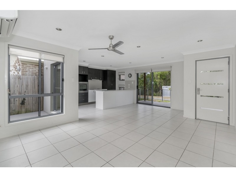 60 Carnarvon Court, Pimpama QLD 4209