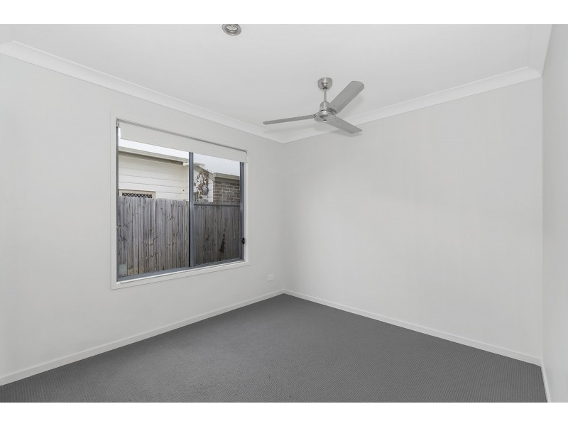 60 Carnarvon Court, Pimpama QLD 4209