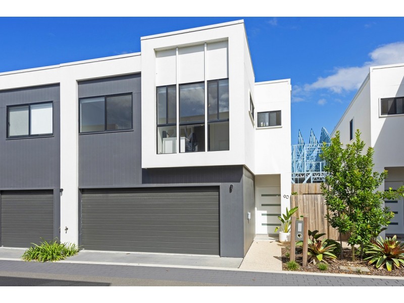 90/7 Angela Way, Pimpama QLD 4209