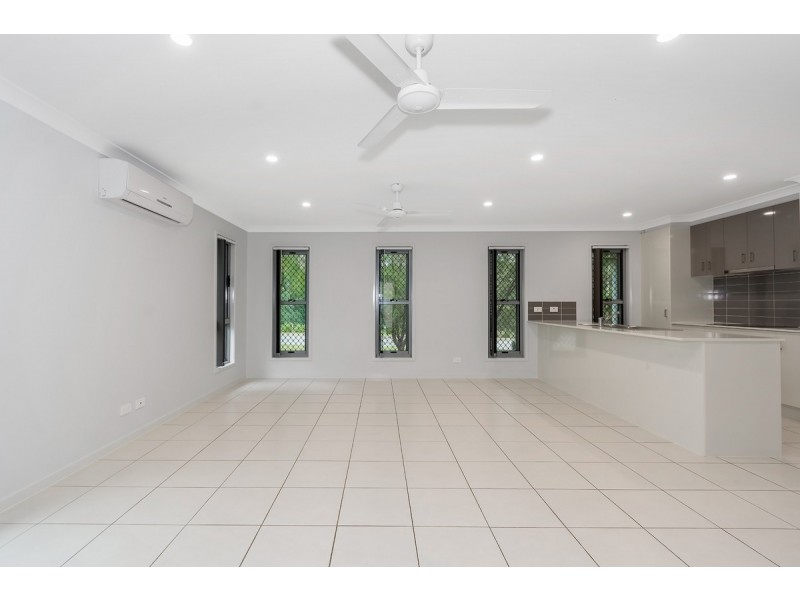 11 Imelda Way, Pimpama QLD 4209