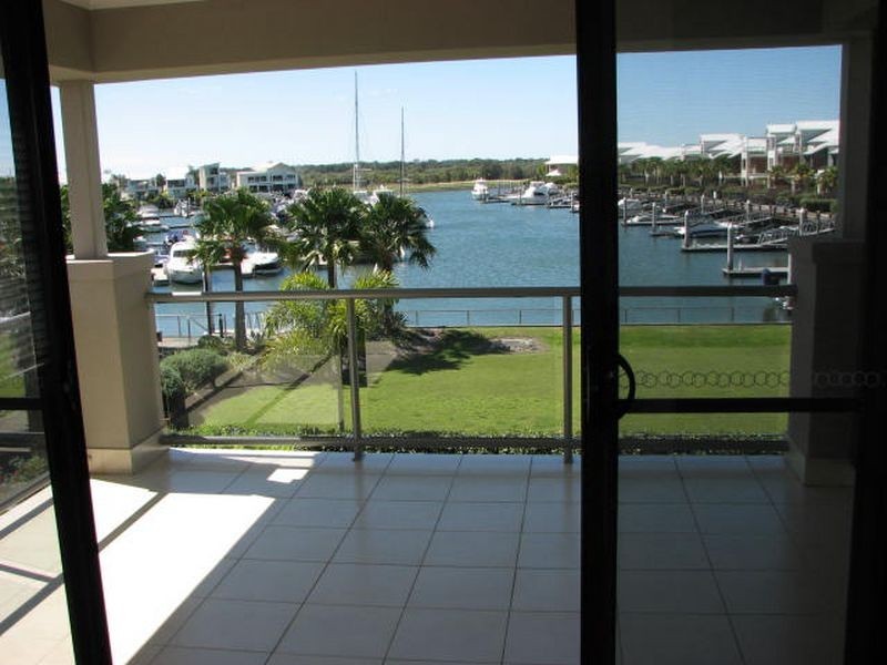 16 Brindabella Close, Coomera Waters QLD 4209