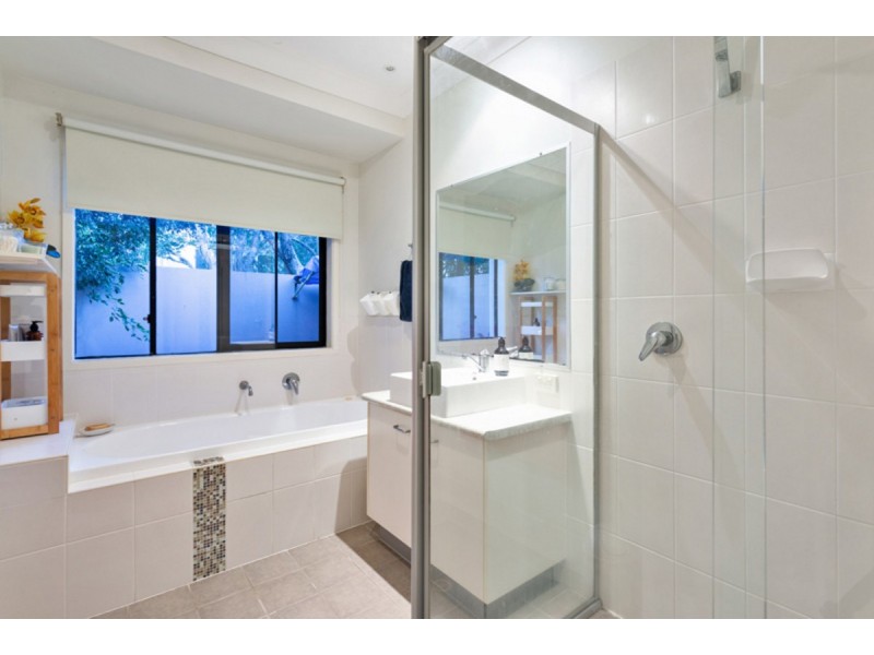 24 Boambillee Drive, Coomera Waters QLD 4209