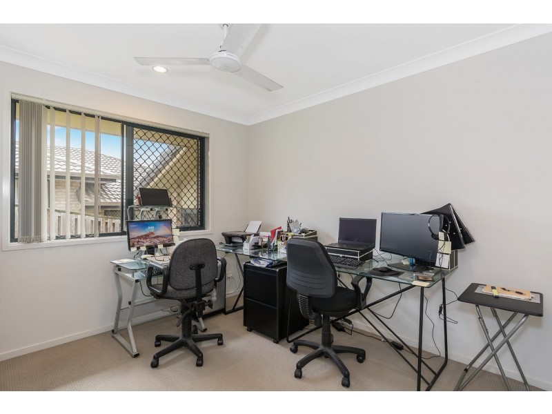 29 Fortescue Street, Pacific Pines QLD 4211