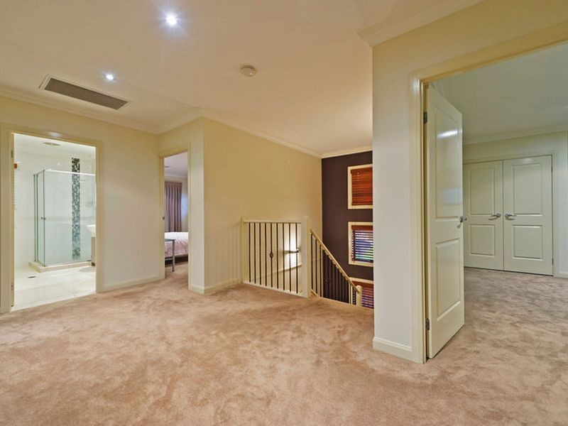 28 Pacha Close, Coomera Waters QLD 4209