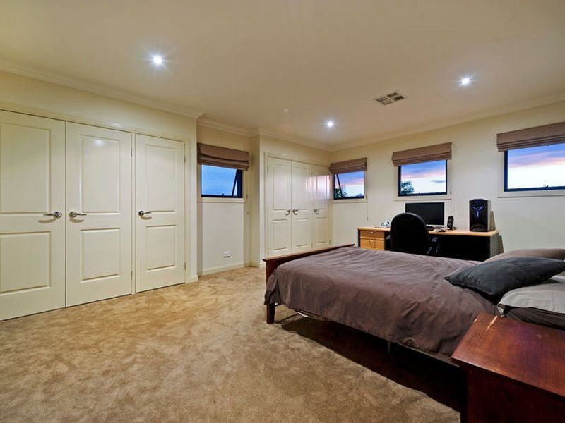 28 Pacha Close, Coomera Waters QLD 4209